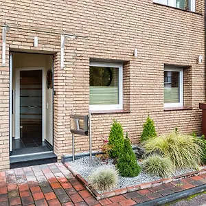 Apartment Design In Mit Terrasse, Cologne